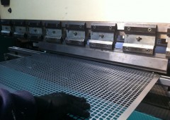 CNC-Folding-of-Mesh-for-Metal-Retail-Display-Equipment